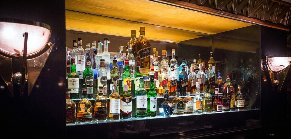 The Orchid Hotel Mumbai Vile Parle Екстериор снимка A selection of spirits