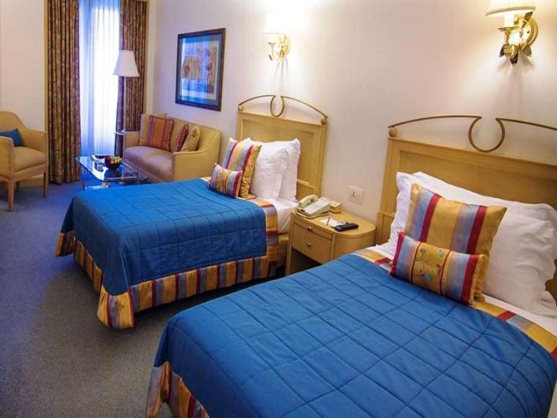The Orchid Hotel Mumbai Vile Parle Екстериор снимка A room at the hotel